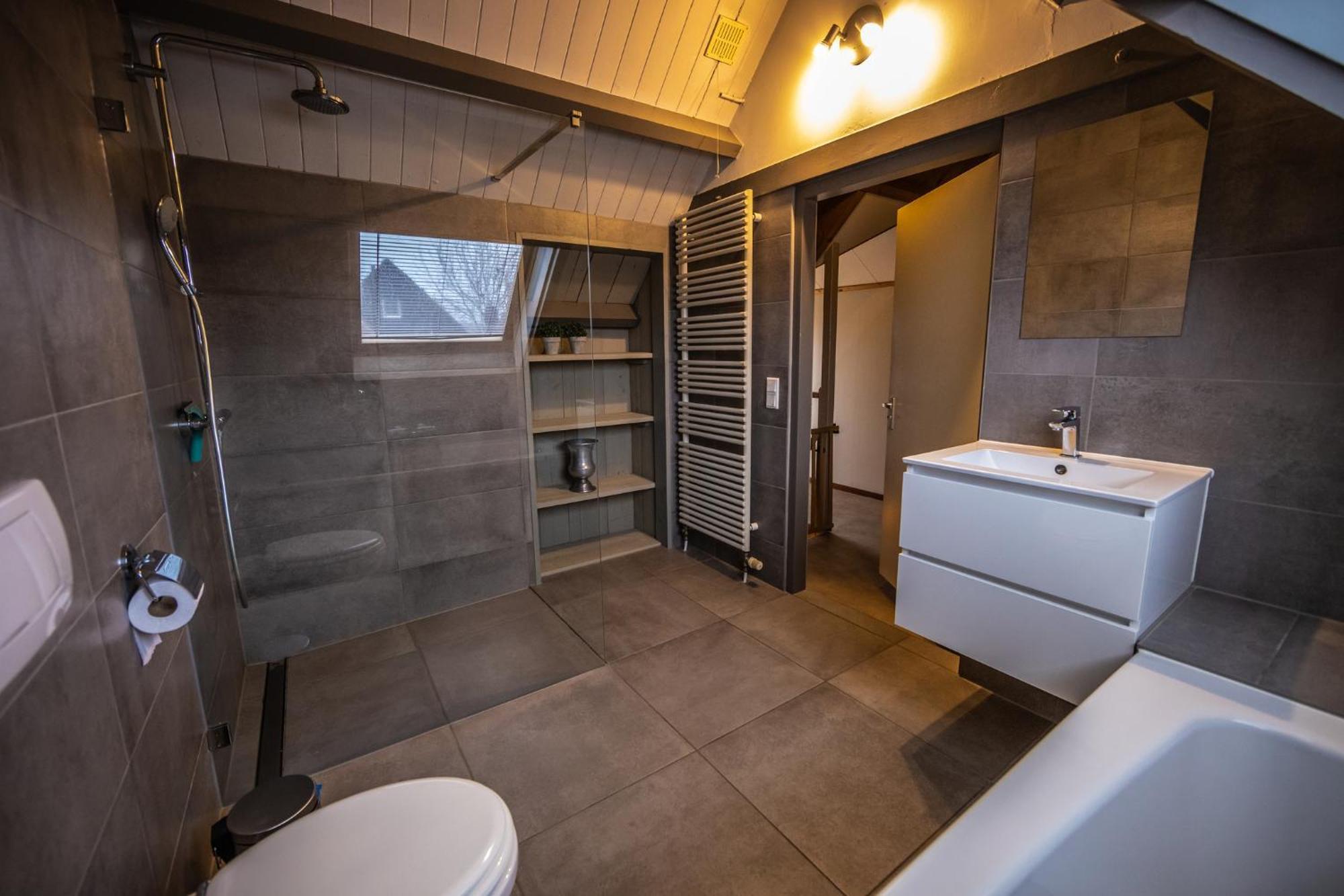 Vakantiewoning - Kon. Emmaweg 26 | Vrouwenpolder 'Uitspanning Oranjezon' 외부 사진